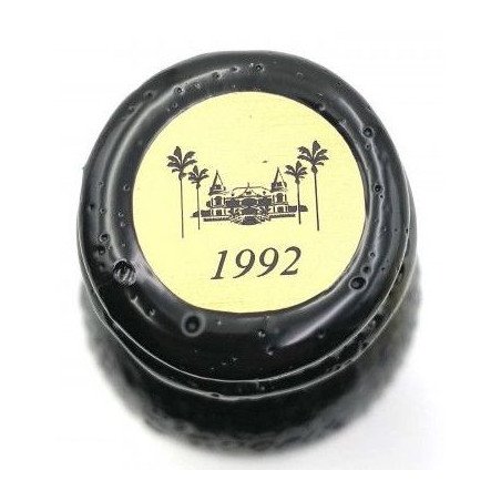 Rhum vieux La Favorite cuvée La Flibuste Bouchon 1992