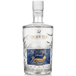 Bouteille gravée du rhum agricole blanc Longueteau L'Intemporel 62% avec son étiquette bleue.